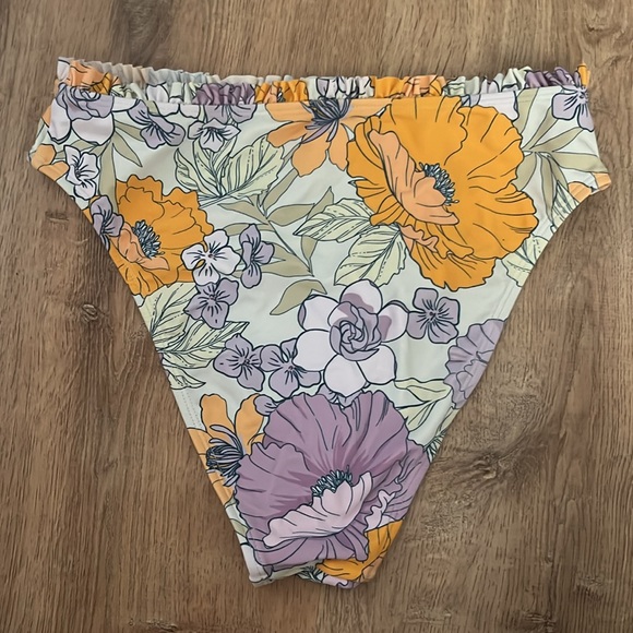 NWT Cupshe high waisted bikini size medium - Picture 3 of 5